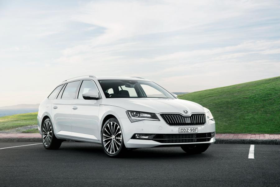  Skoda Superb Wagon 4x4 2016 года  (фото 10 из 13)